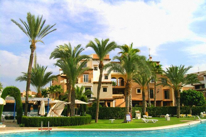 อพาร์ตโฮเต็ล โอนา อัลเดีย เดล มาร์ Aparthotel ตอร์เรเวียคา ภายนอก รูปภาพ